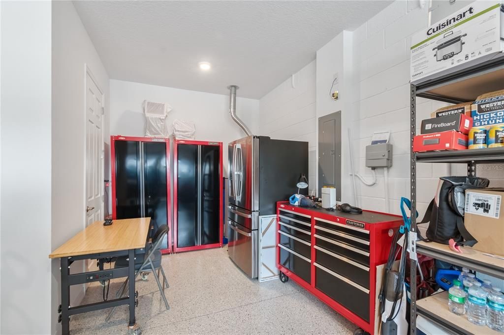 For Sale: $440,000 (2 beds, 2 baths, 1983 Square Feet)