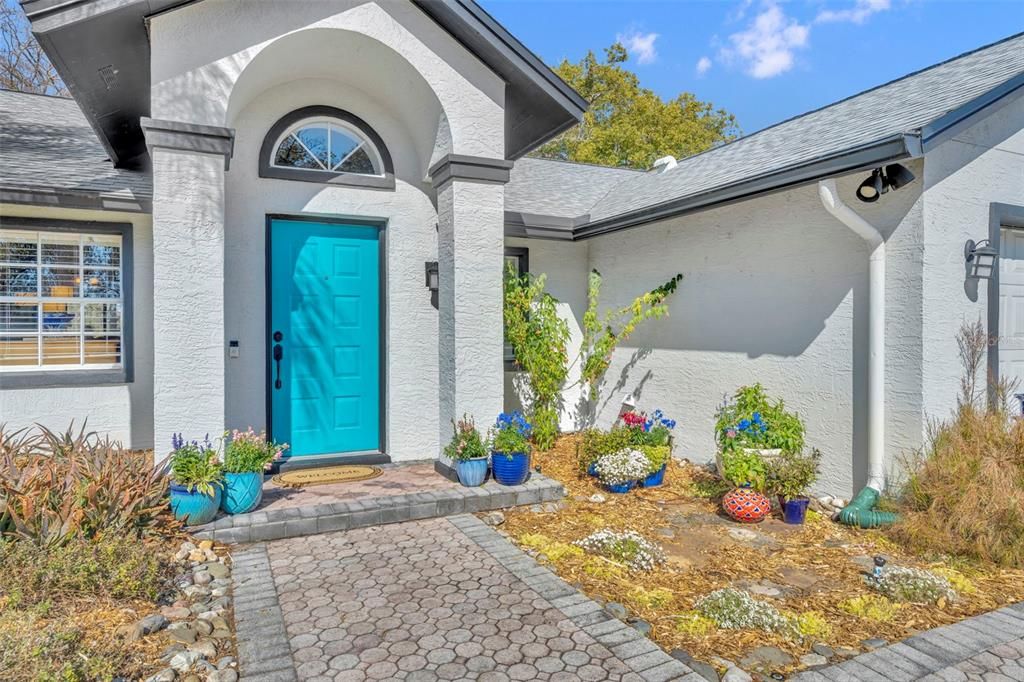 For Sale: $615,000 (3 beds, 2 baths, 1829 Square Feet)