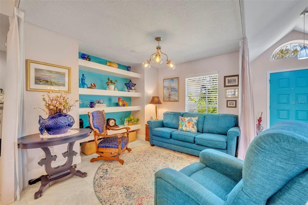 For Sale: $615,000 (3 beds, 2 baths, 1829 Square Feet)