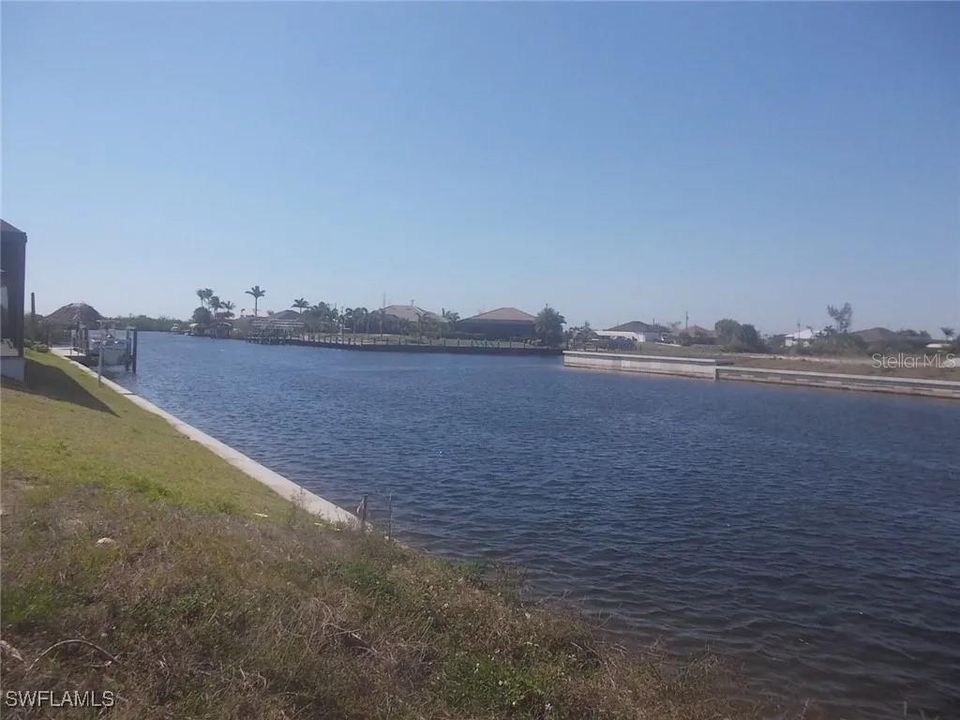 На продажу: $250,000 (0.31 acres)