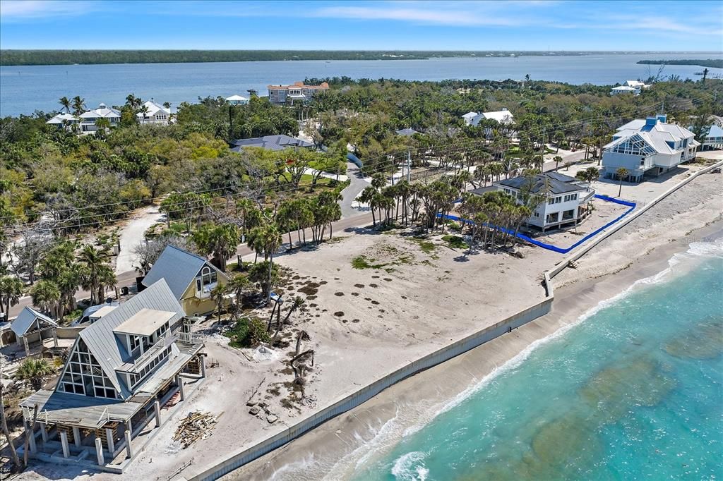 En Venta: $1,290,000 (0.44 acres)