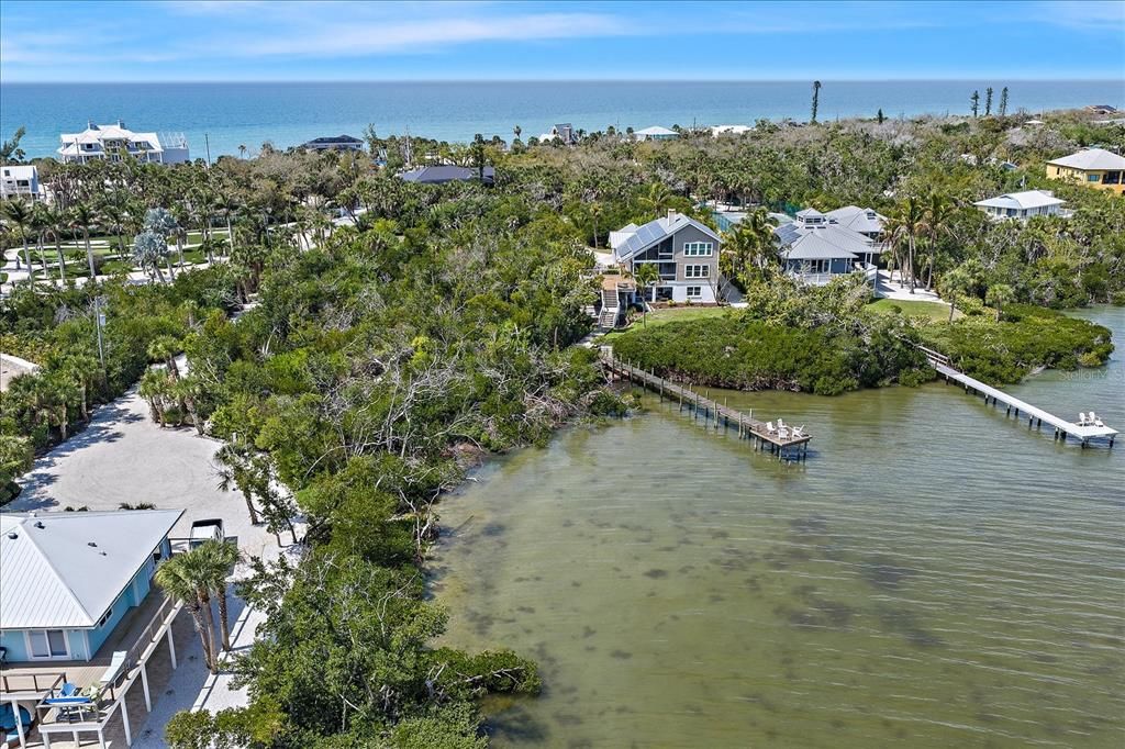 En Venta: $1,290,000 (0.44 acres)