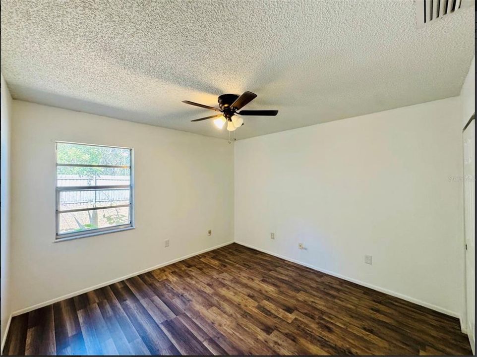 В аренду: $1,795 (3 спален, 2 ванн, 1114 Квадратных фут)