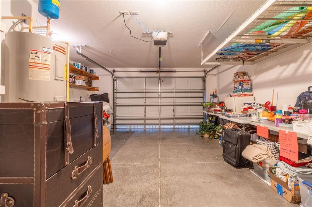 Active With Contract: $310,000 (3 beds, 2 baths, 1237 Square Feet)