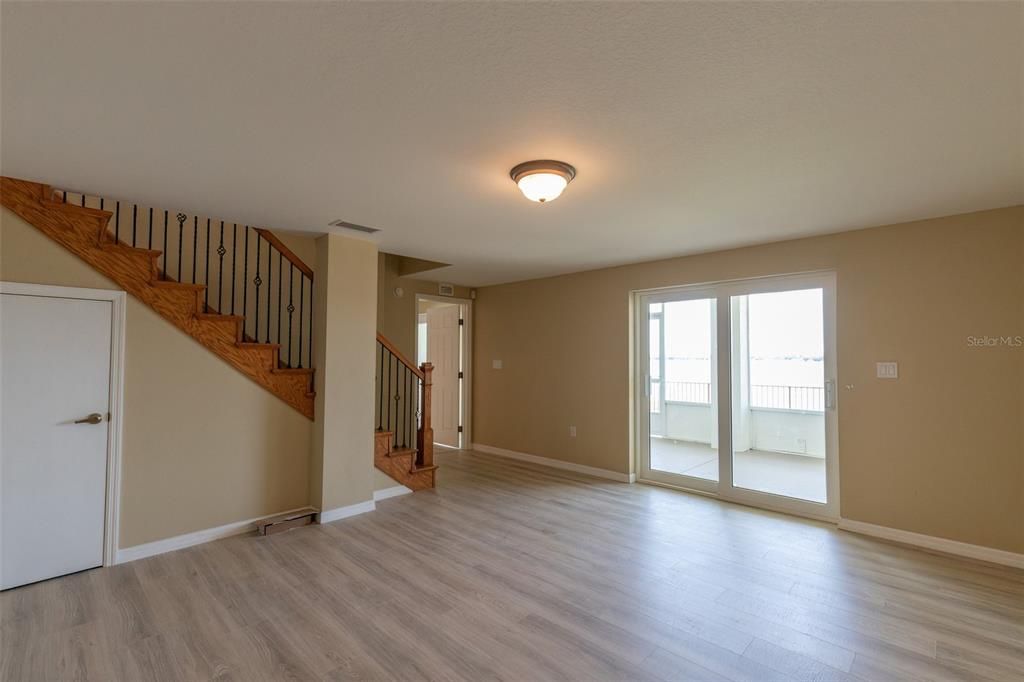 待售: $2,900,000 (5.00 acres)