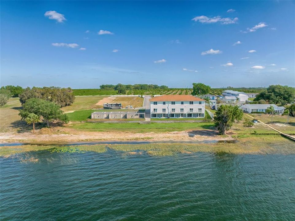 待售: $2,900,000 (5.00 acres)