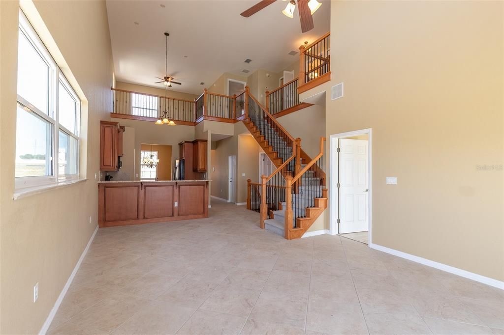 待售: $2,900,000 (5.00 acres)