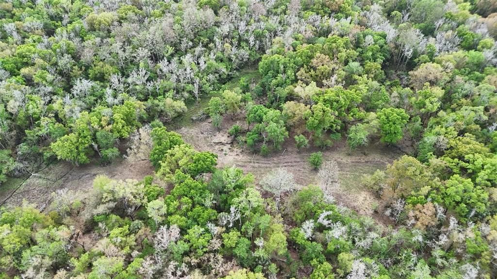 На продажу: $3,962,500 (317.09 acres)