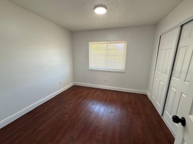 For Rent: $1,595 (2 beds, 1 baths, 900 Square Feet)