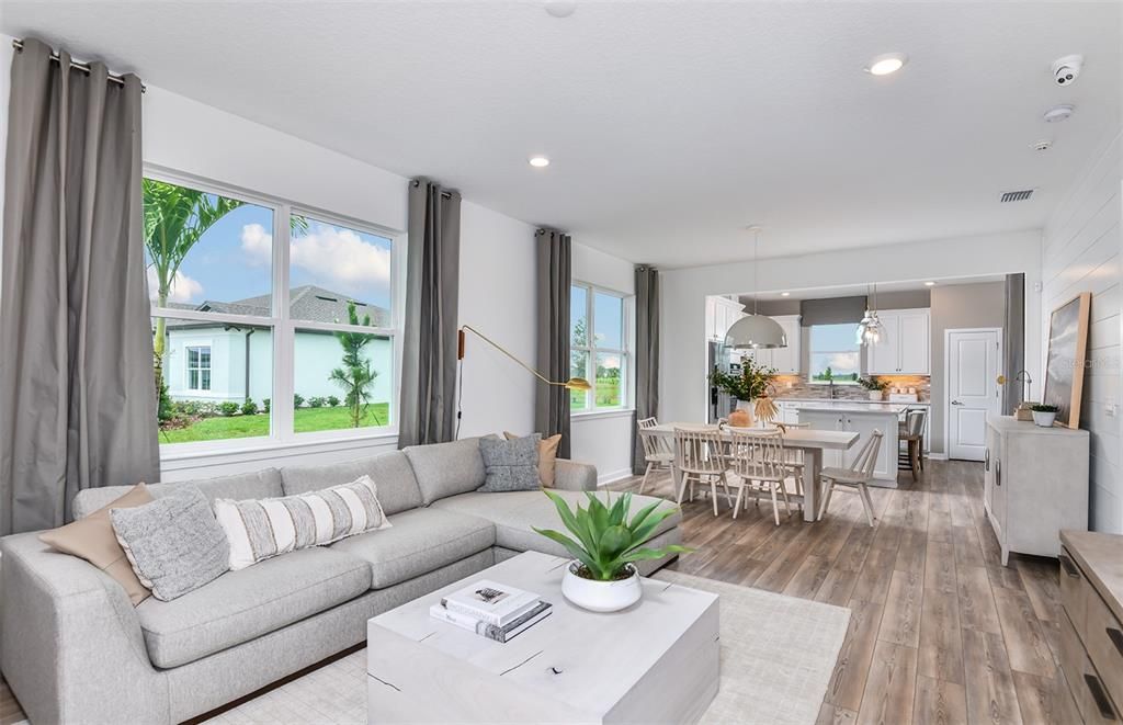 Active With Contract: $404,960 (2 beds, 2 baths, 1471 Square Feet)