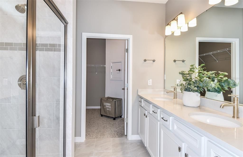 Active With Contract: $404,960 (2 beds, 2 baths, 1471 Square Feet)