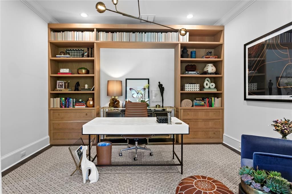 Activo con contrato: $4,495,000 (5 camas, 5 baños, 6050 Pies cuadrados)