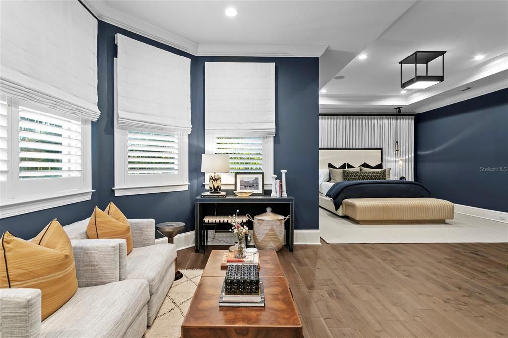 Activo con contrato: $4,495,000 (5 camas, 5 baños, 6050 Pies cuadrados)