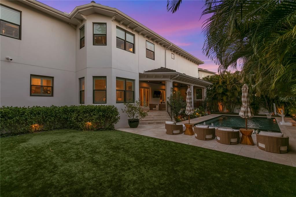 Activo con contrato: $4,495,000 (5 camas, 5 baños, 6050 Pies cuadrados)