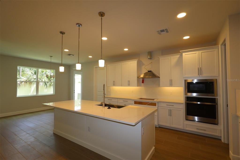 For Sale: $1,099,990 (5 beds, 4 baths, 4076 Square Feet)