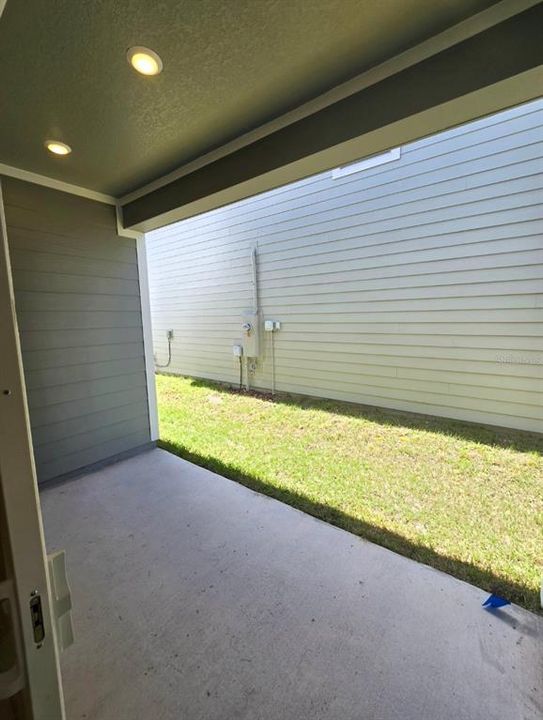 Active With Contract: $2,250 (3 beds, 2 baths, 1782 Square Feet)