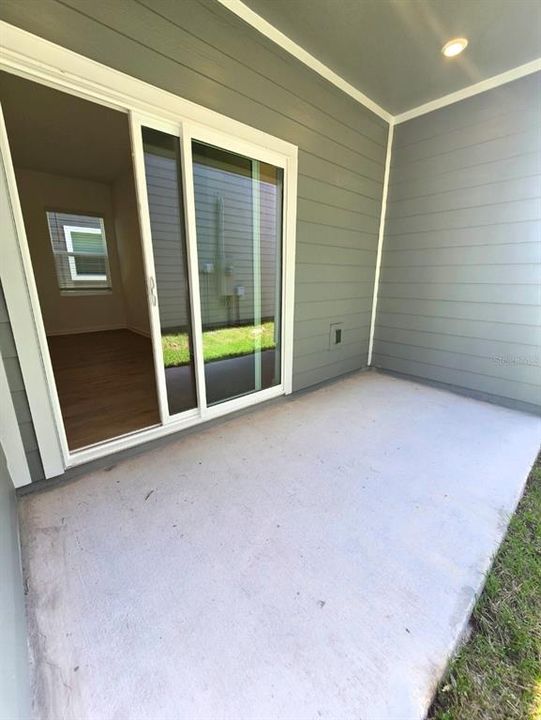 Active With Contract: $2,250 (3 beds, 2 baths, 1782 Square Feet)
