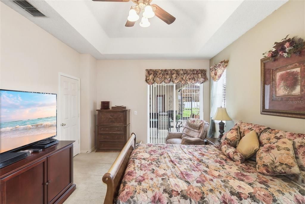 Active With Contract: $495,000 (4 beds, 3 baths, 2553 Square Feet)