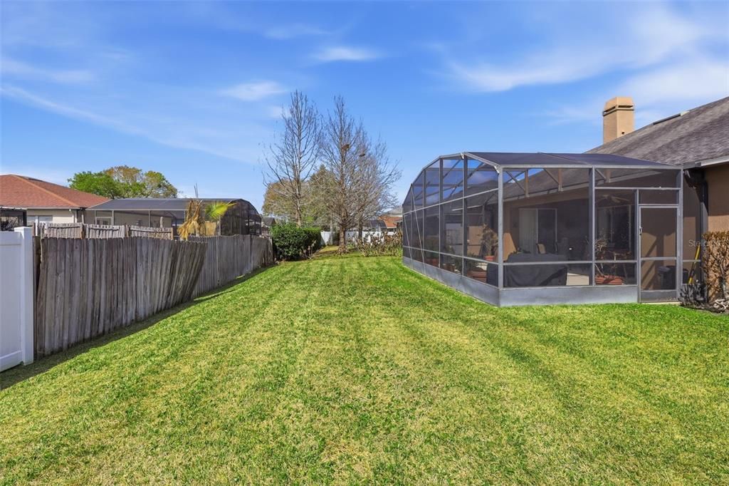 Active With Contract: $495,000 (4 beds, 3 baths, 2553 Square Feet)