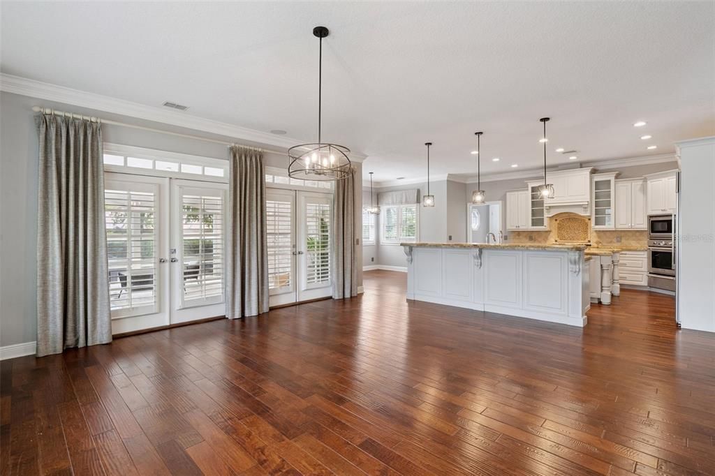 En Venta: $3,299,999 (5 camas, 4 baños, 4417 Pies cuadrados)
