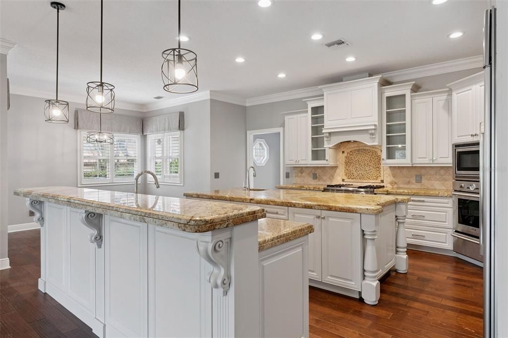 En Venta: $3,299,999 (5 camas, 4 baños, 4417 Pies cuadrados)