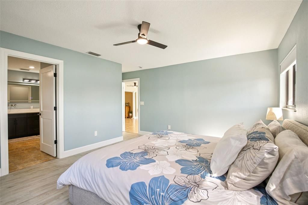 For Sale: $1,299,000 (3 beds, 2 baths, 2253 Square Feet)
