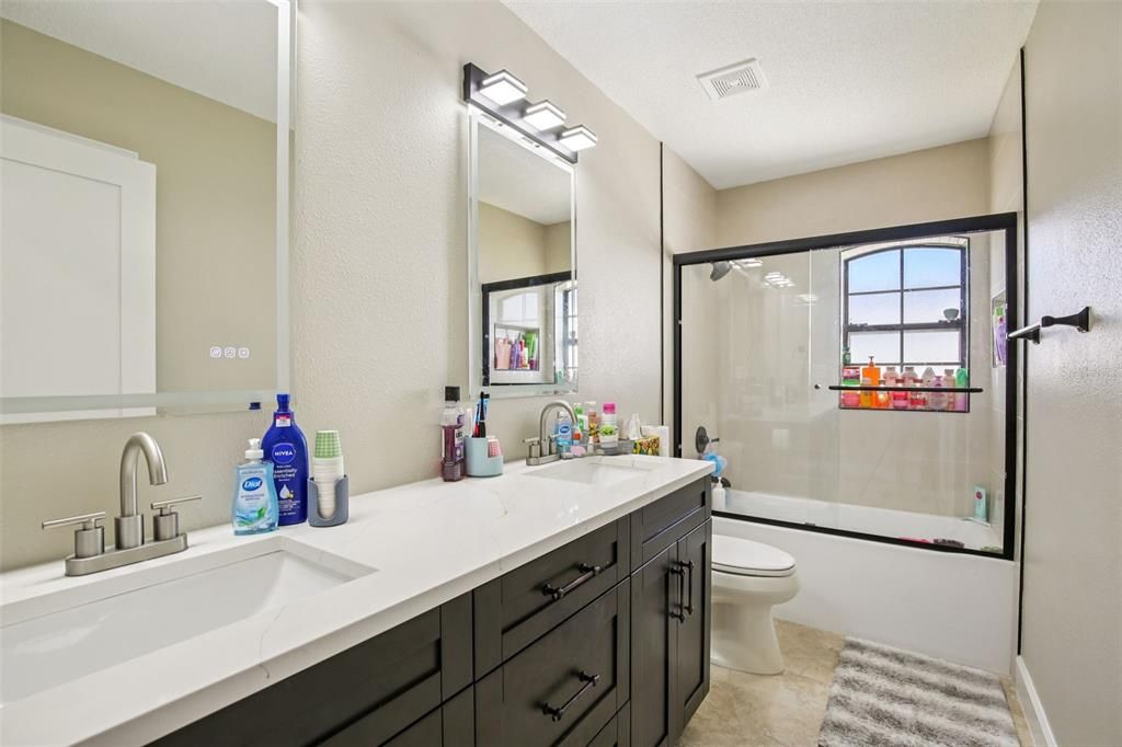 For Sale: $1,299,000 (3 beds, 2 baths, 2253 Square Feet)