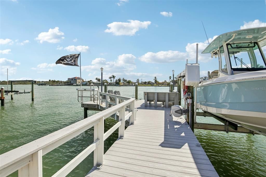 For Sale: $1,299,000 (3 beds, 2 baths, 2253 Square Feet)