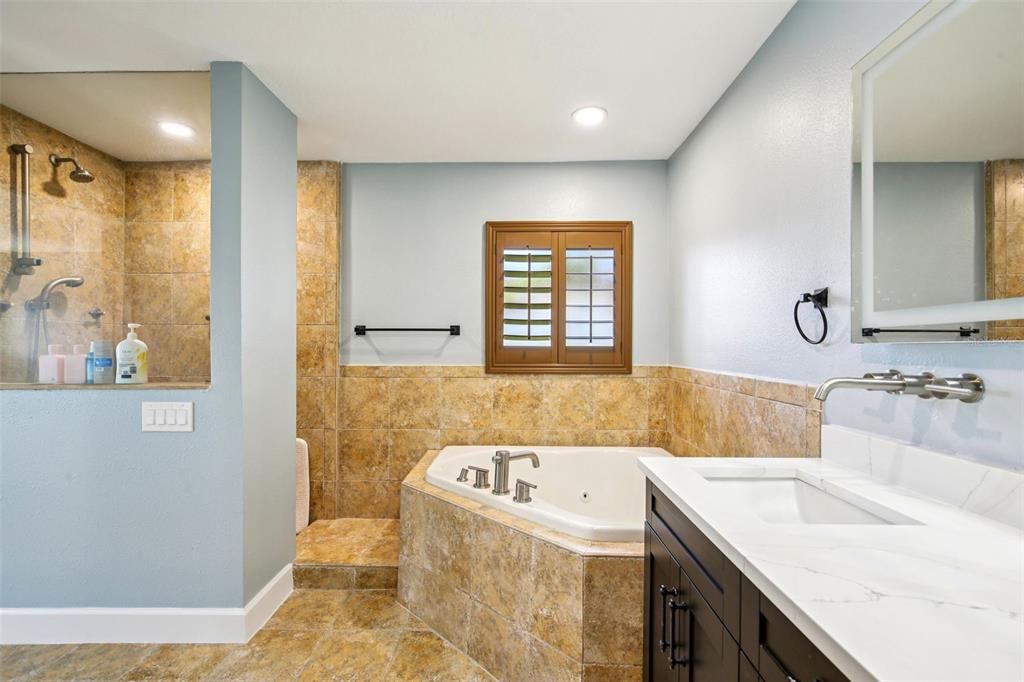 For Sale: $1,299,000 (3 beds, 2 baths, 2253 Square Feet)