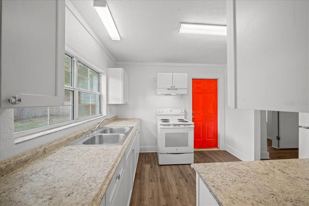 Activo con contrato: $149,900 (2 camas, 1 baños, 962 Pies cuadrados)