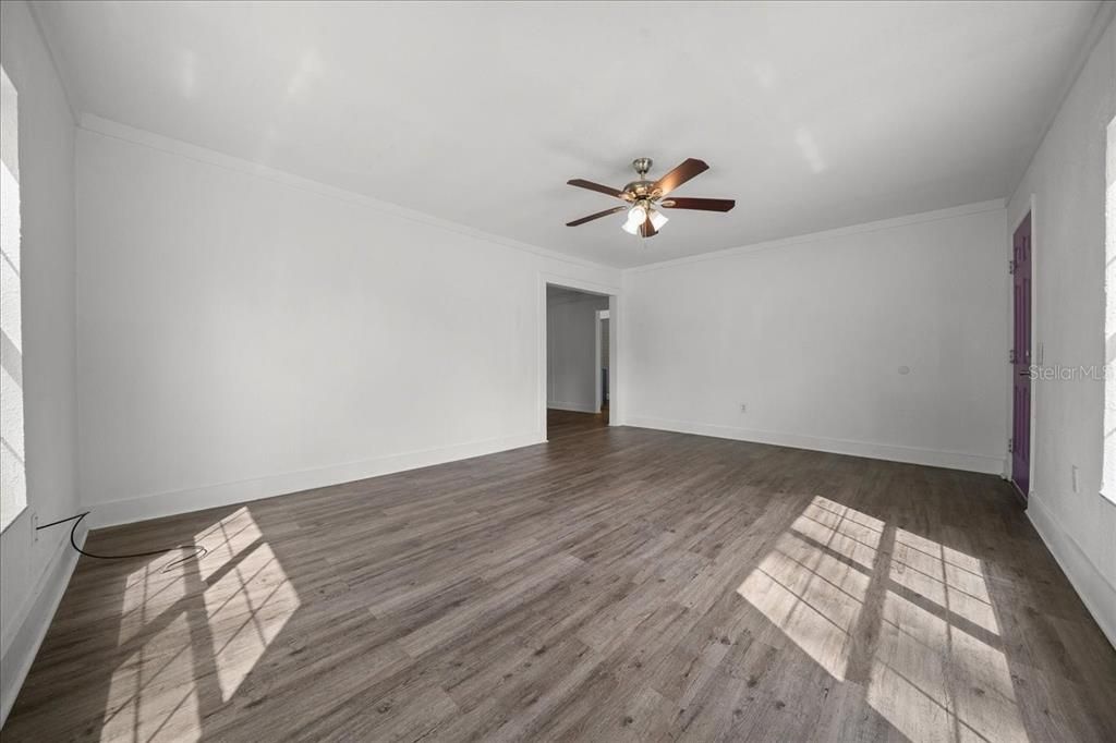 Activo con contrato: $149,900 (2 camas, 1 baños, 962 Pies cuadrados)