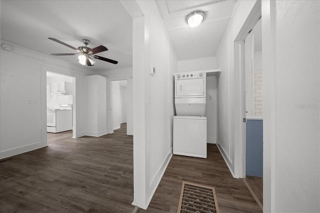 Activo con contrato: $149,900 (2 camas, 1 baños, 962 Pies cuadrados)