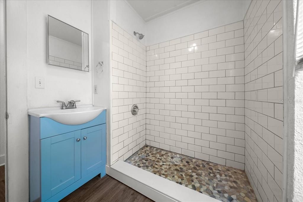 Activo con contrato: $149,900 (2 camas, 1 baños, 962 Pies cuadrados)