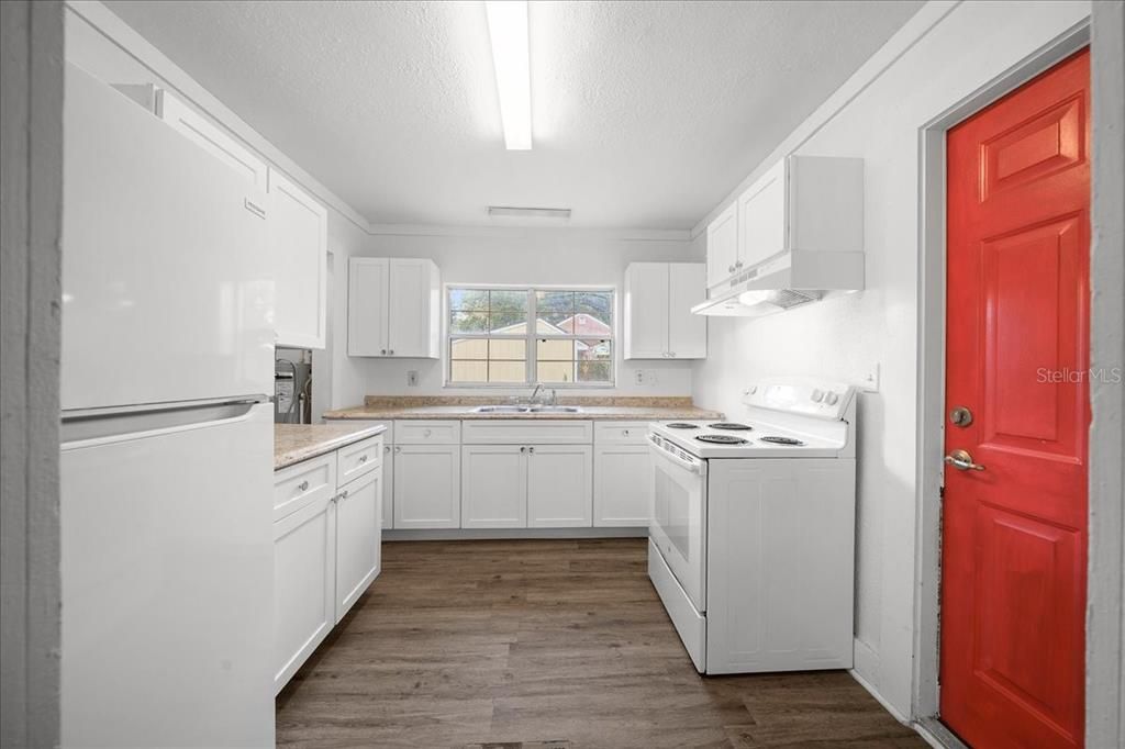 Activo con contrato: $149,900 (2 camas, 1 baños, 962 Pies cuadrados)