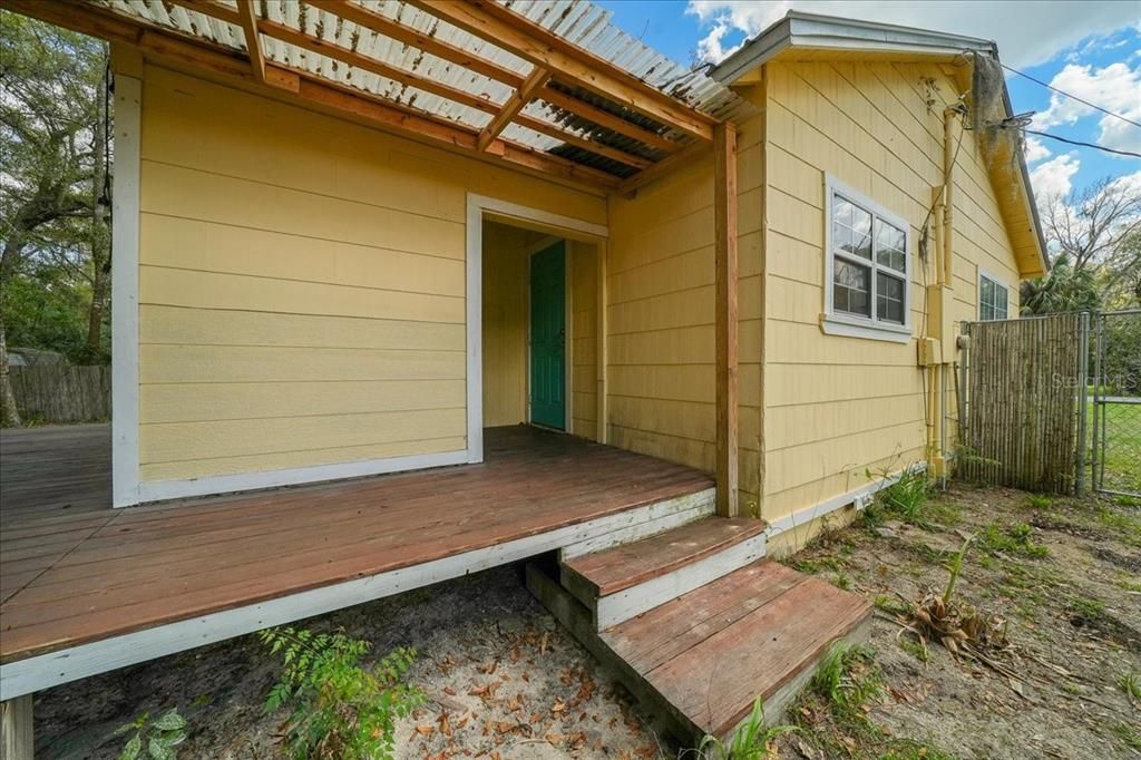 Activo con contrato: $149,900 (2 camas, 1 baños, 962 Pies cuadrados)