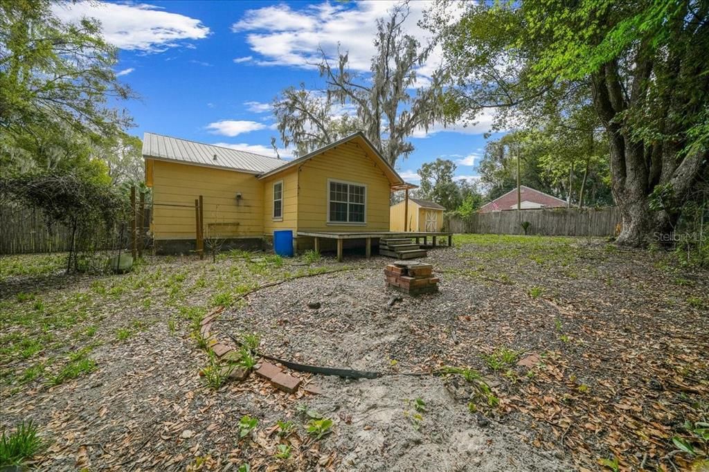 Activo con contrato: $149,900 (2 camas, 1 baños, 962 Pies cuadrados)