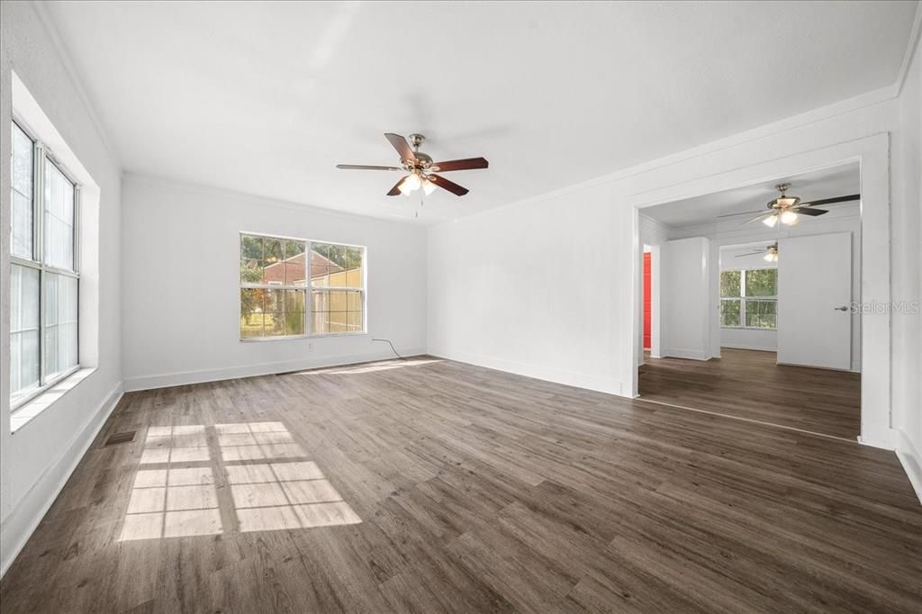 Activo con contrato: $149,900 (2 camas, 1 baños, 962 Pies cuadrados)