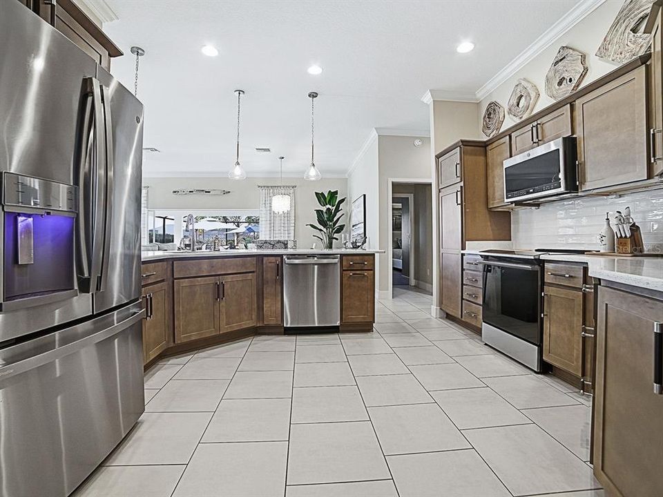 Active With Contract: $789,900 (3 beds, 2 baths, 1929 Square Feet)
