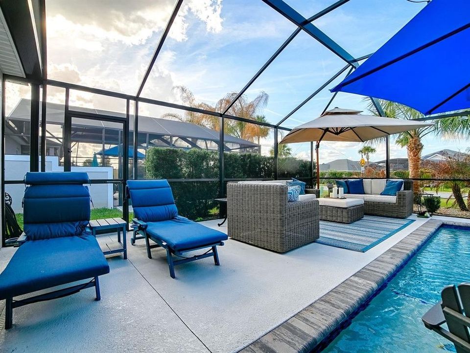 Active With Contract: $789,900 (3 beds, 2 baths, 1929 Square Feet)