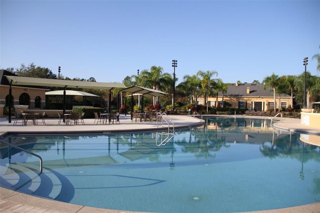 Activo con contrato: $634,900 (4 camas, 3 baños, 2693 Pies cuadrados)