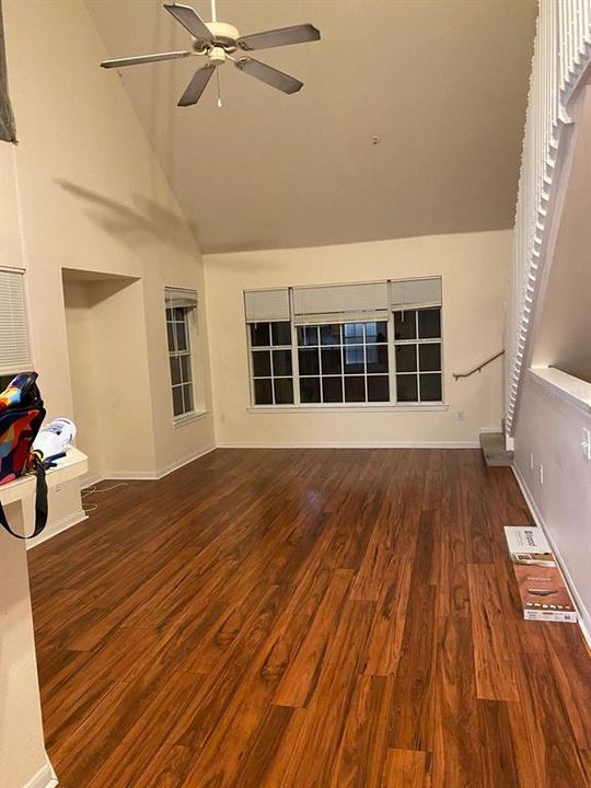 For Rent: $1,500 (1 beds, 1 baths, 996 Square Feet)