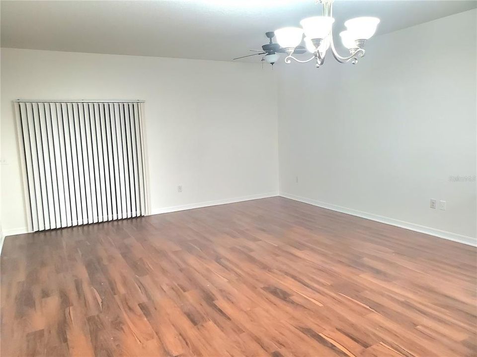 Active With Contract: $2,100 (3 beds, 2 baths, 1760 Square Feet)