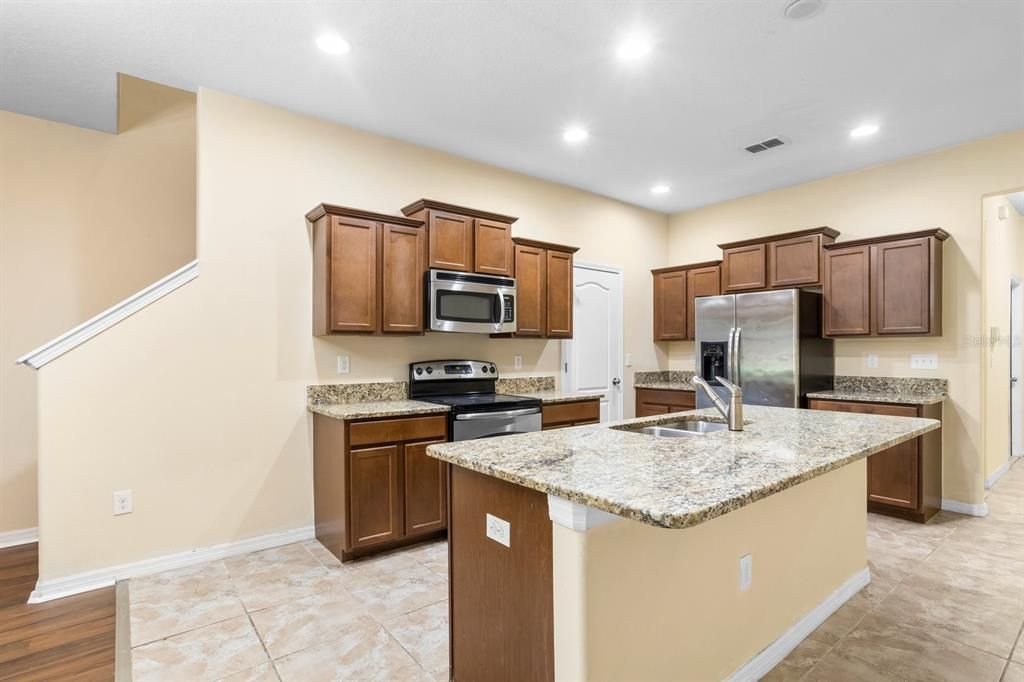 Active With Contract: $2,100 (3 beds, 2 baths, 1760 Square Feet)