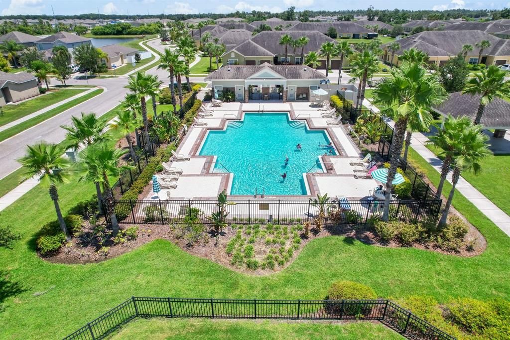 Active With Contract: $2,100 (3 beds, 2 baths, 1760 Square Feet)