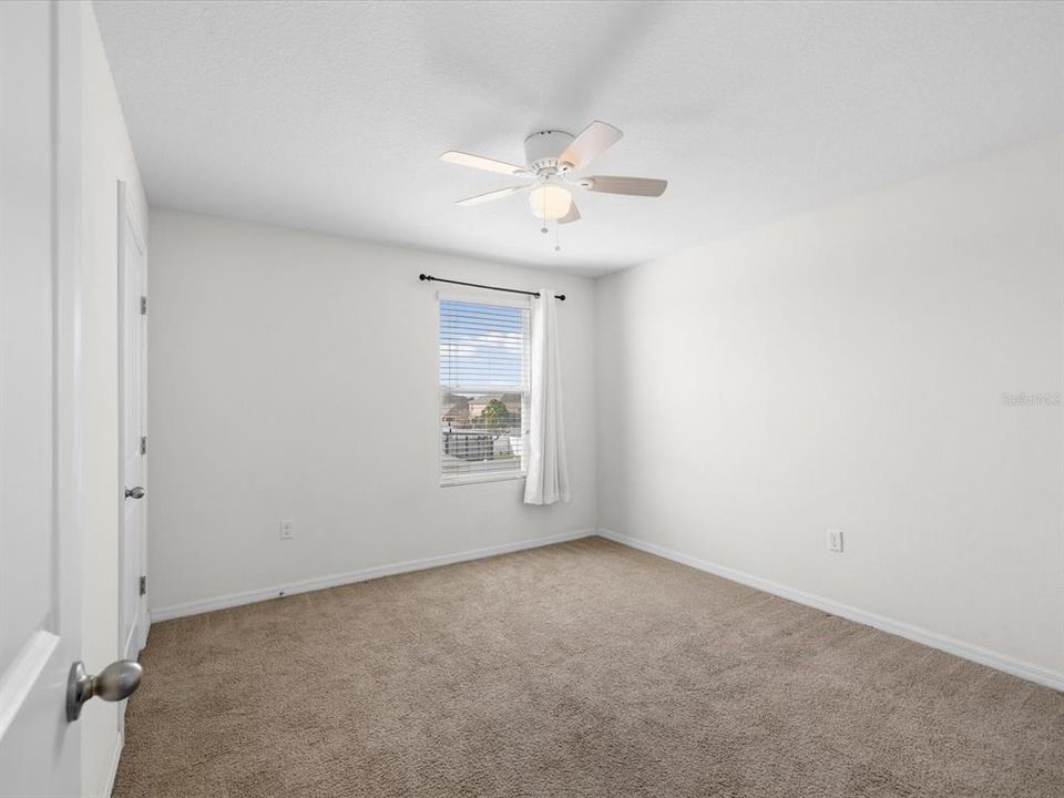 Active With Contract: $400,000 (5 beds, 3 baths, 2674 Square Feet)