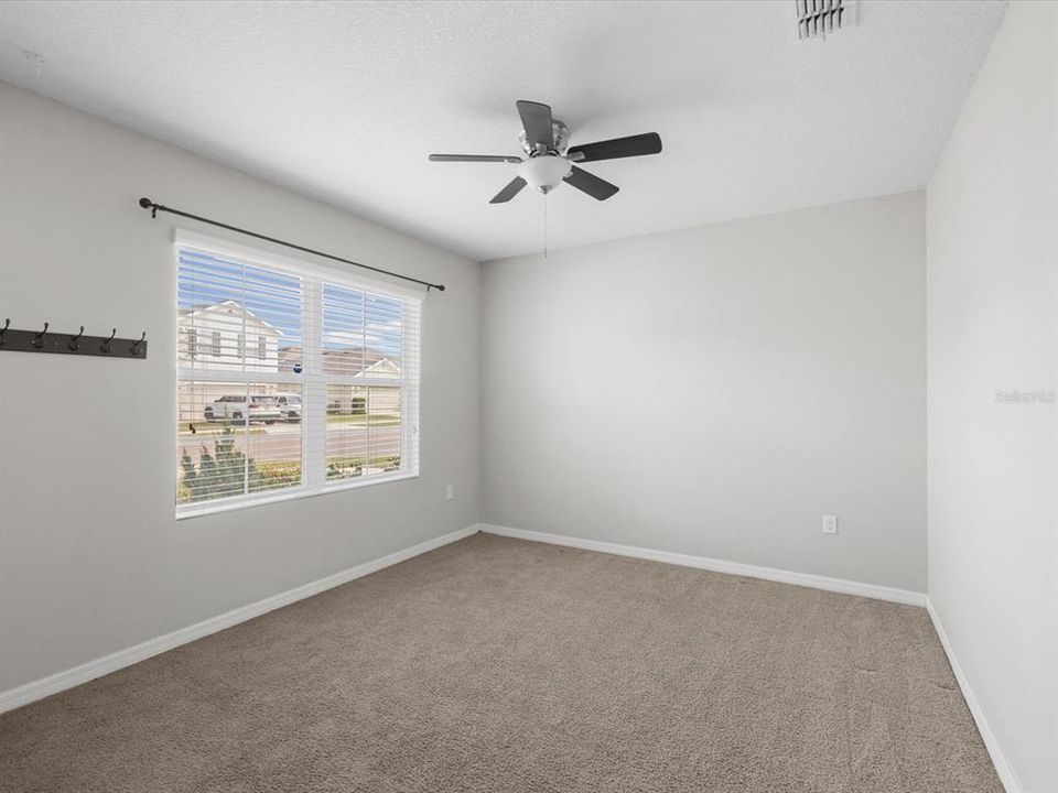 Active With Contract: $400,000 (5 beds, 3 baths, 2674 Square Feet)