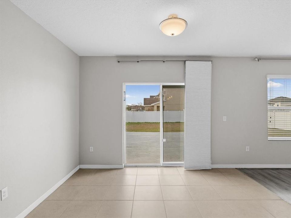 Active With Contract: $400,000 (5 beds, 3 baths, 2674 Square Feet)