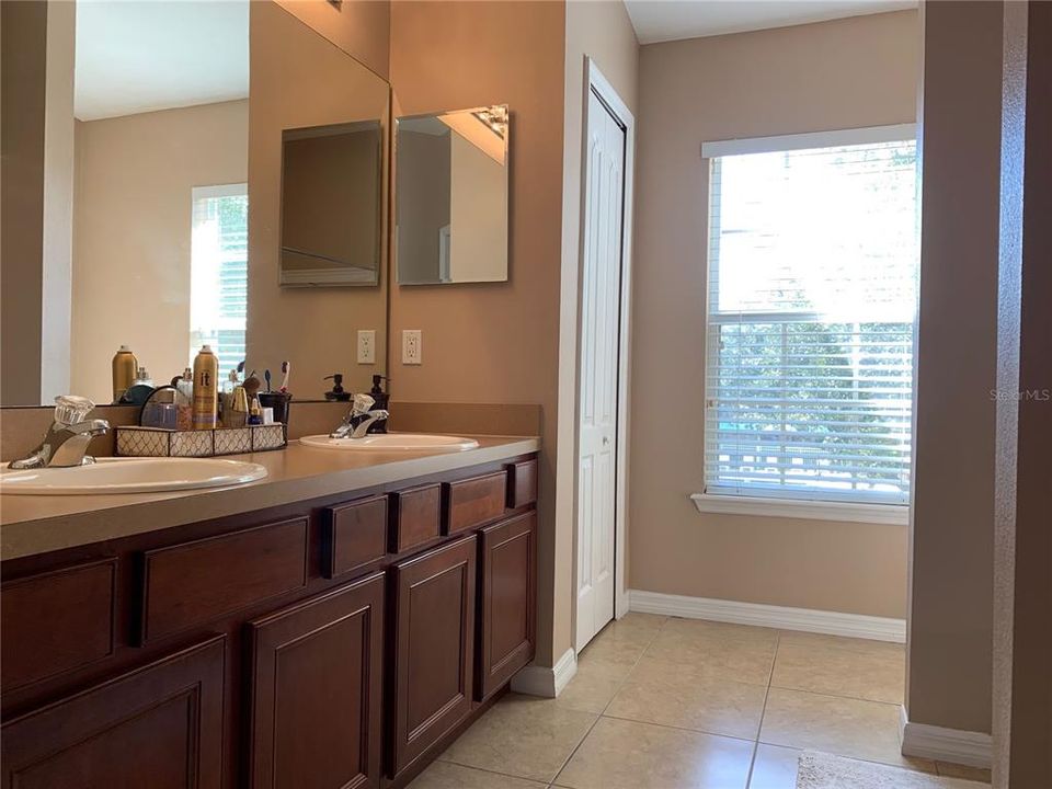 En Venta: $274,900 (3 camas, 2 baños, 1855 Pies cuadrados)