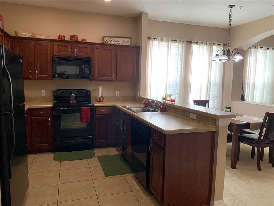 En Venta: $274,900 (3 camas, 2 baños, 1855 Pies cuadrados)