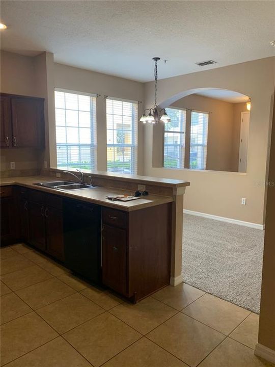 En Venta: $274,900 (3 camas, 2 baños, 1855 Pies cuadrados)